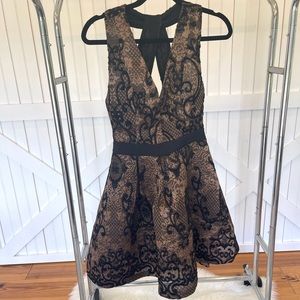 Lace material, fits beautiful